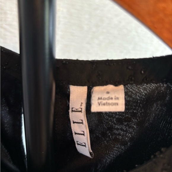 Elle Black Beaded Women's Ruffle Sleeve Blouse - Picture 10 of 10